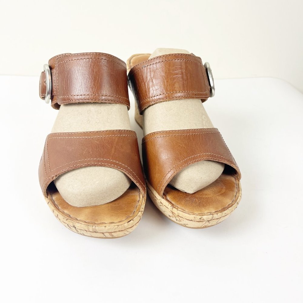 2/$30 Born Leather Platform Sandals 11 - Picture 4 of 6